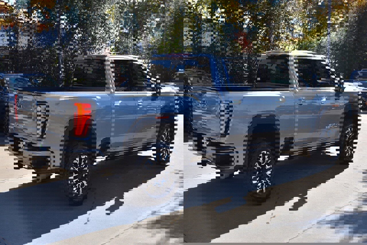 Used 2024 GMC Sierra 2500 Denali Ultimate image 7