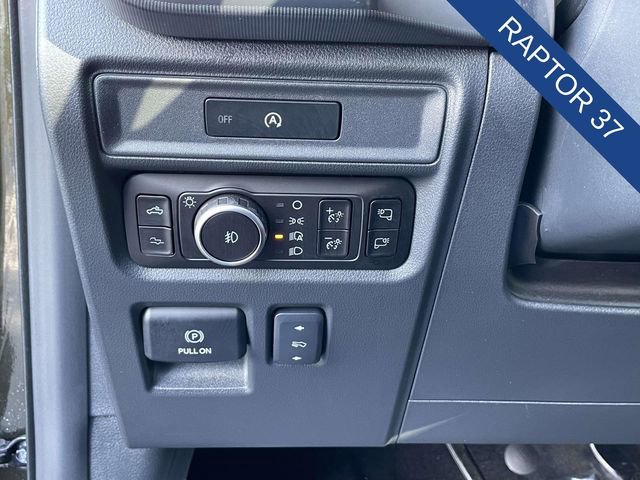 Used 2025 Ford F150 Raptor AWD/4WD image 16