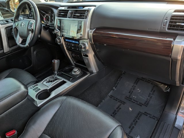 Used 2023 Toyota 4Runner Limited AWD/4WD image 34