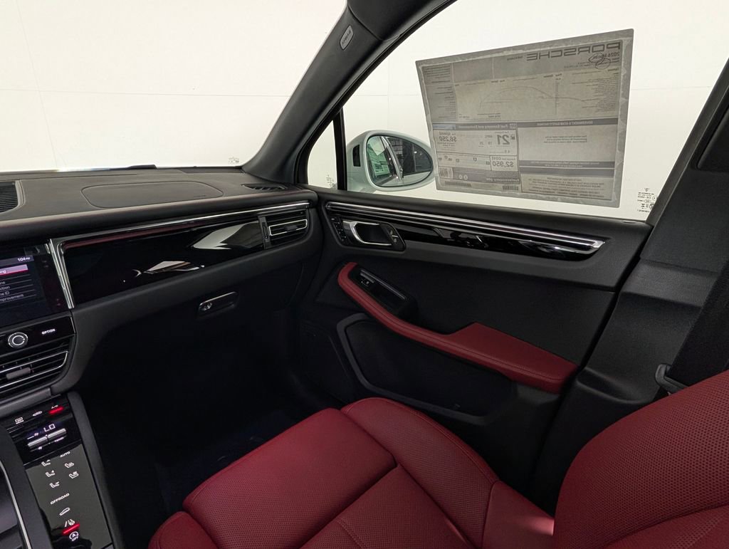 New 2026 Porsche Macan AWD/4WD image 23