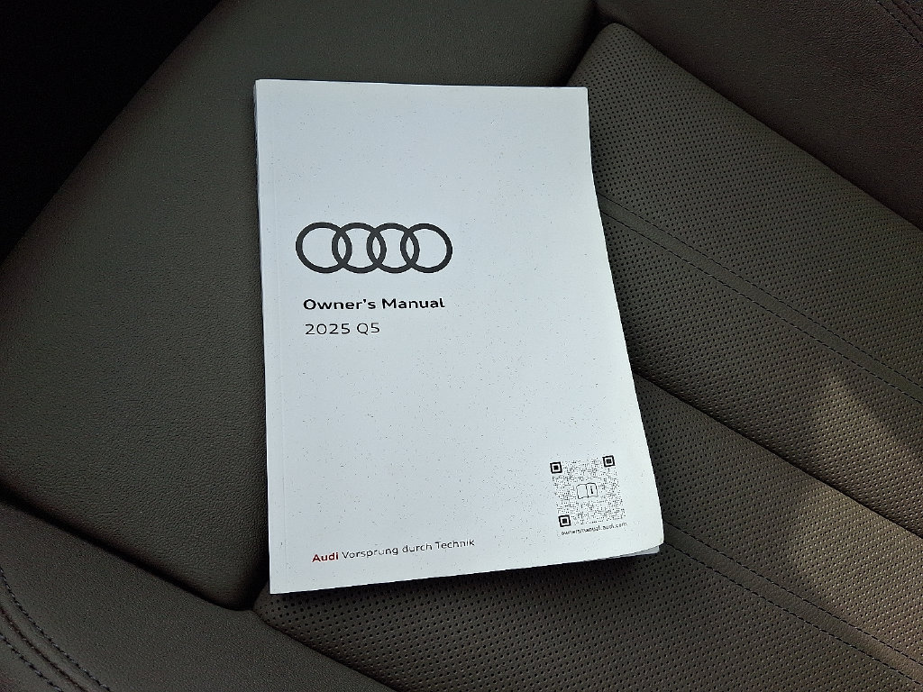 Used 2025 Audi Q5 Premium Plus AWD/4WD image 26
