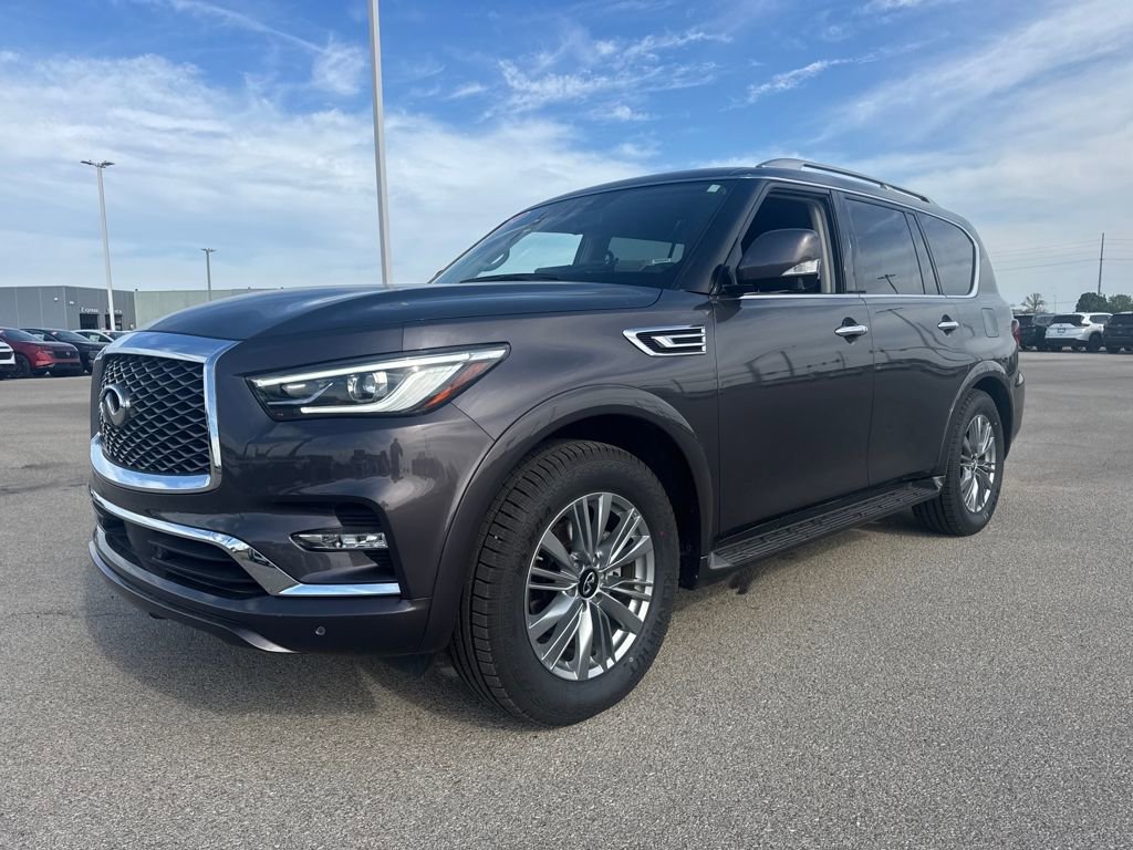 Used 2024 INFINITI QX80 Luxe image 2