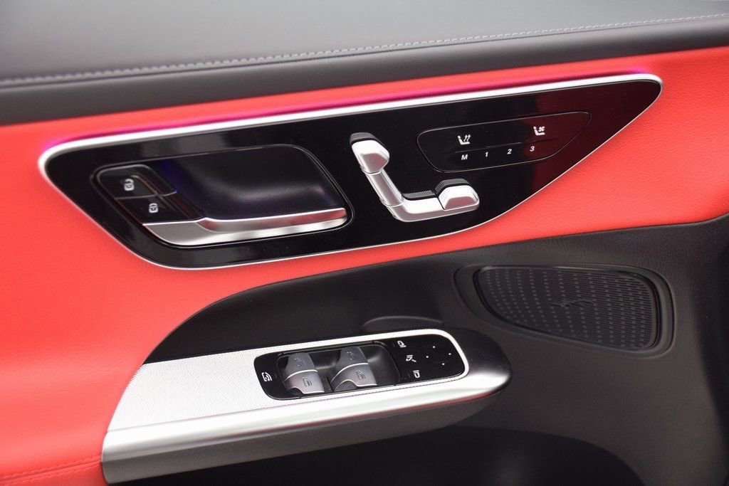 New 2026 Mercedes-Benz GLC 43 AMG 4MATIC image 21