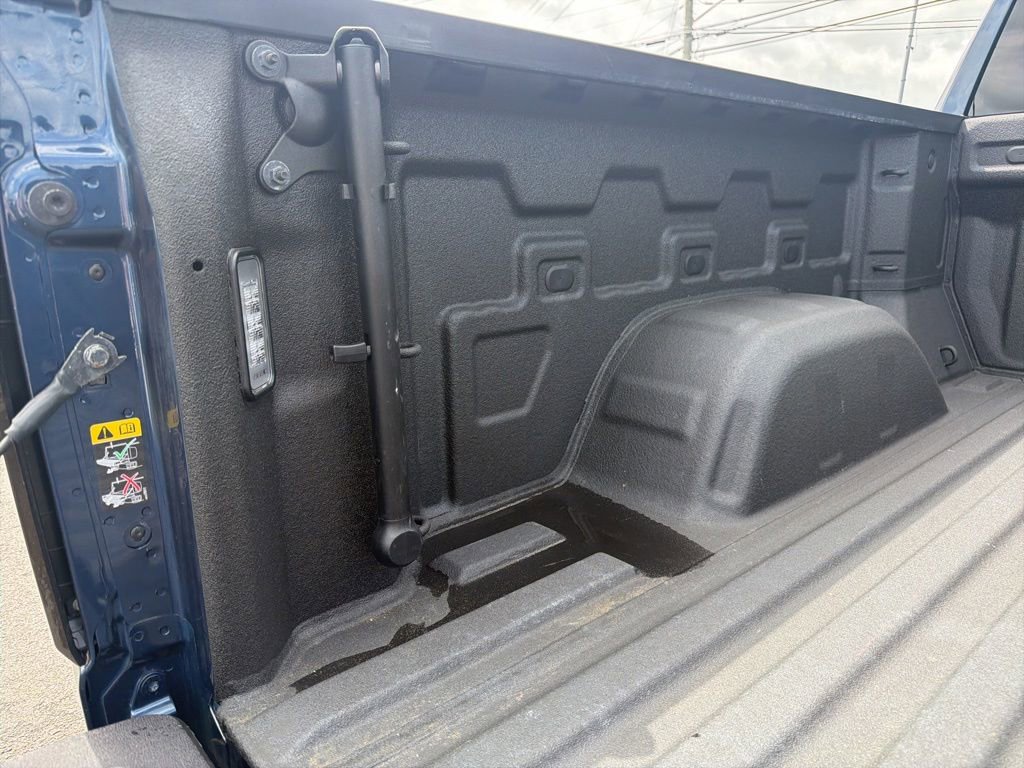 Used 2019 GMC Sierra 1500 SLT AWD/4WD image 11