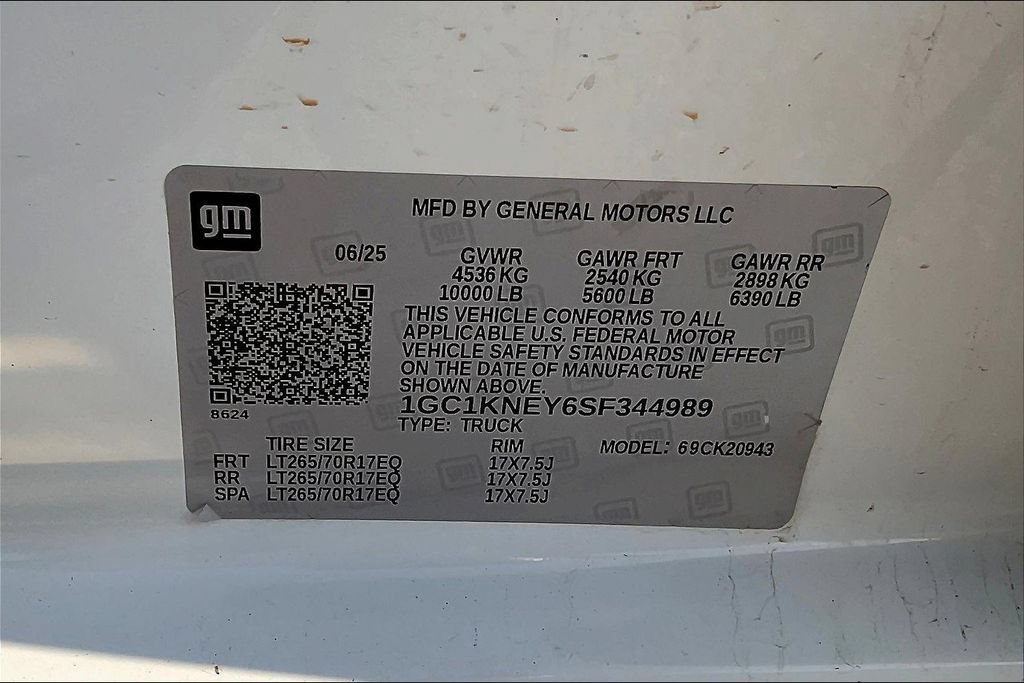 Used 2025 Chevrolet Silverado 2500 LT w/ Safety Package AWD/4WD image 19