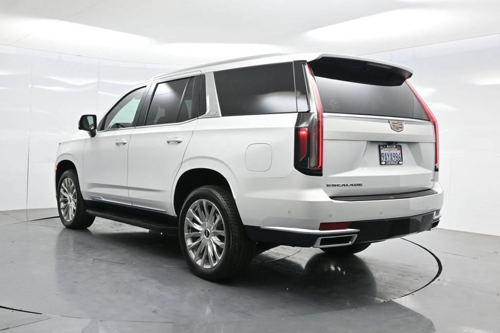 Used 2022 Cadillac Escalade Premium Luxury AWD/4WD image 5