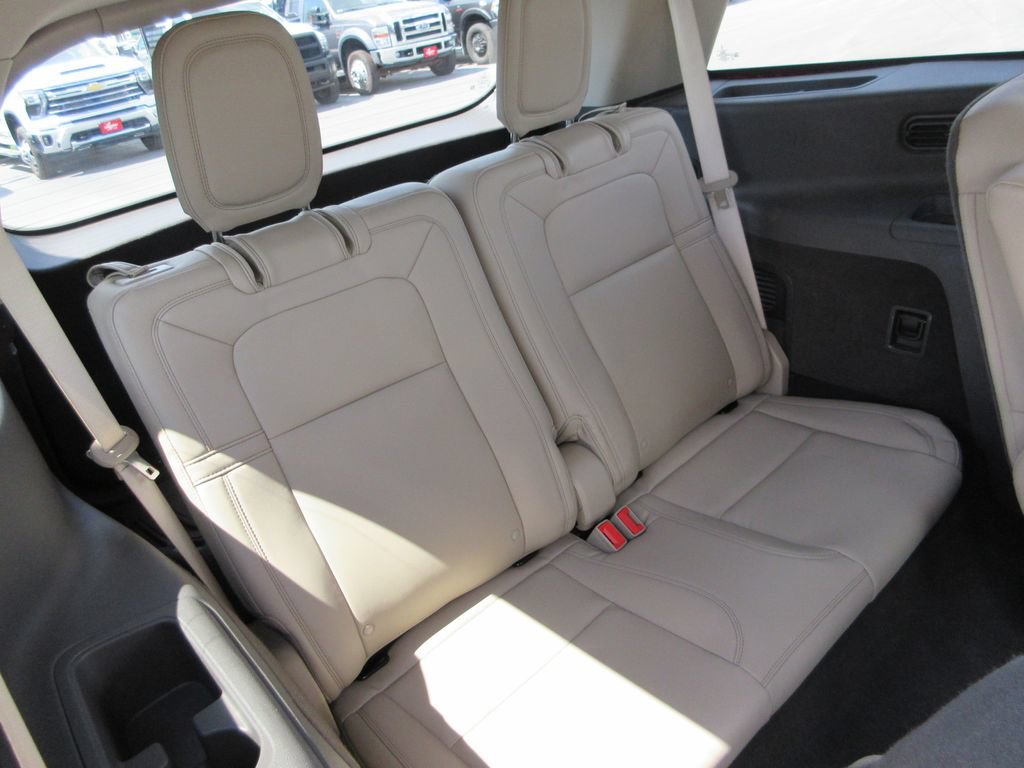 Used 2020 Lincoln Aviator Reserve w/ Elements Package Plus RWD image 26