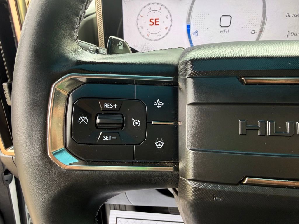Used 2025 GMC Hummer EV 3X image 39