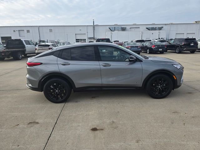 Used 2025 Buick Envista Sport Touring image 16