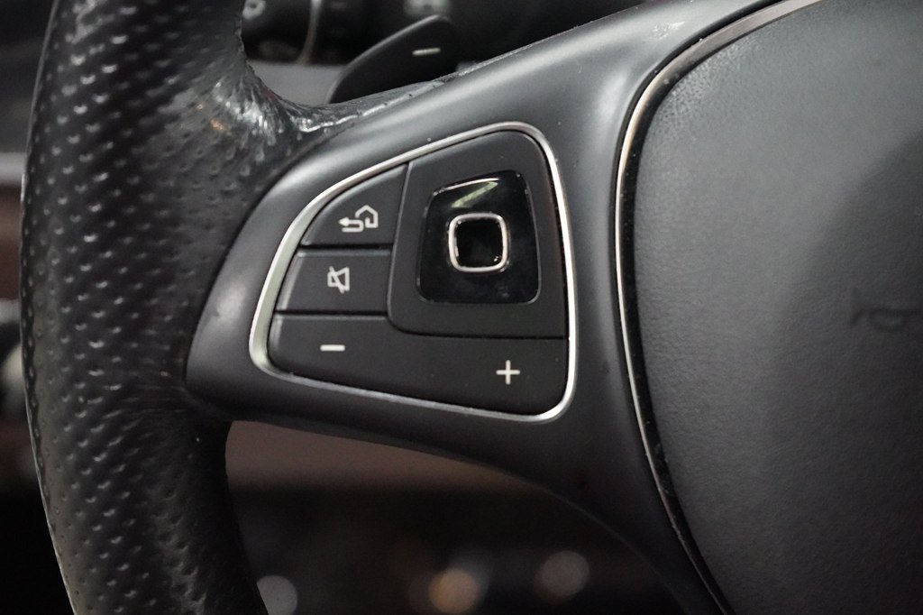 Used 2018 Mercedes-Benz E 300 w/ Premium 2 Package (Q02) image 16