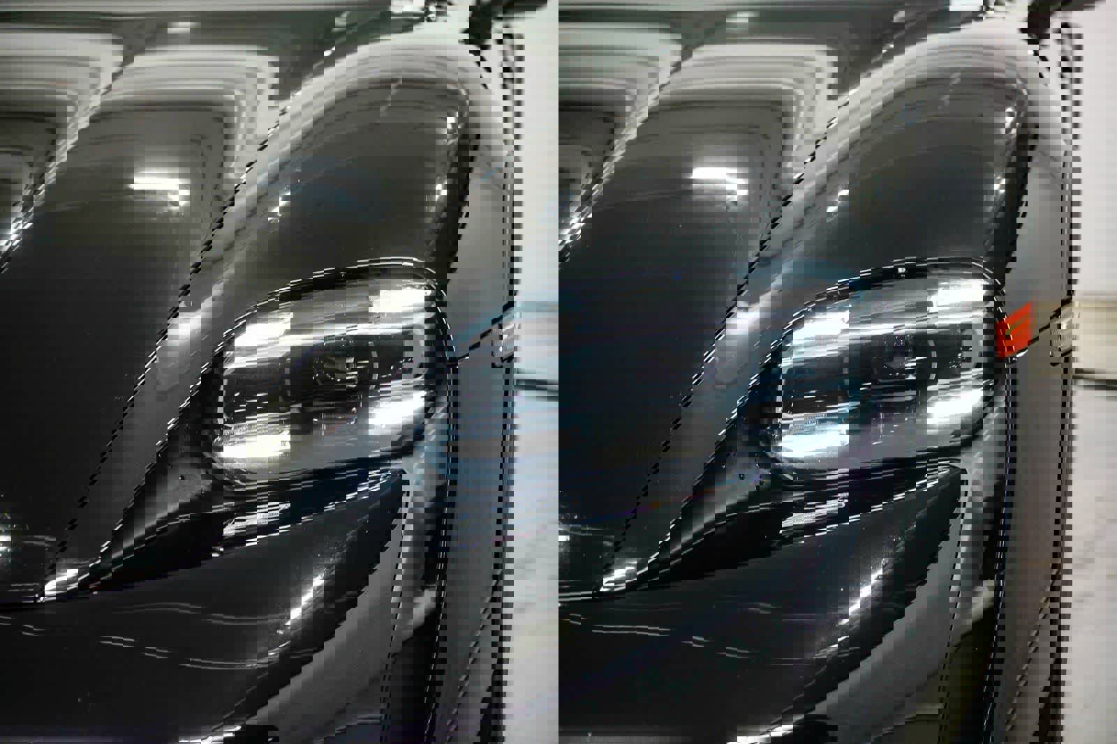 Used 2023 Porsche Taycan 4 Cross Turismo image 7