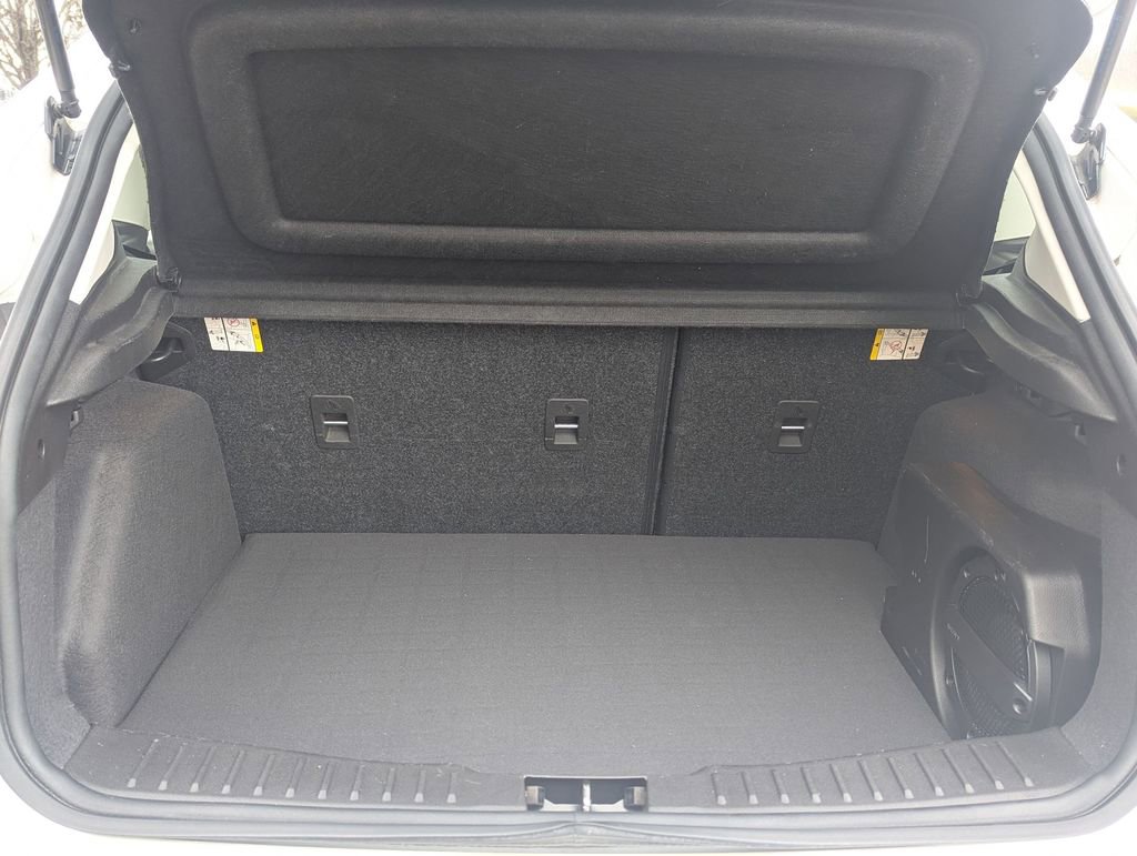 Used 2017 Ford Focus Titanium image 25