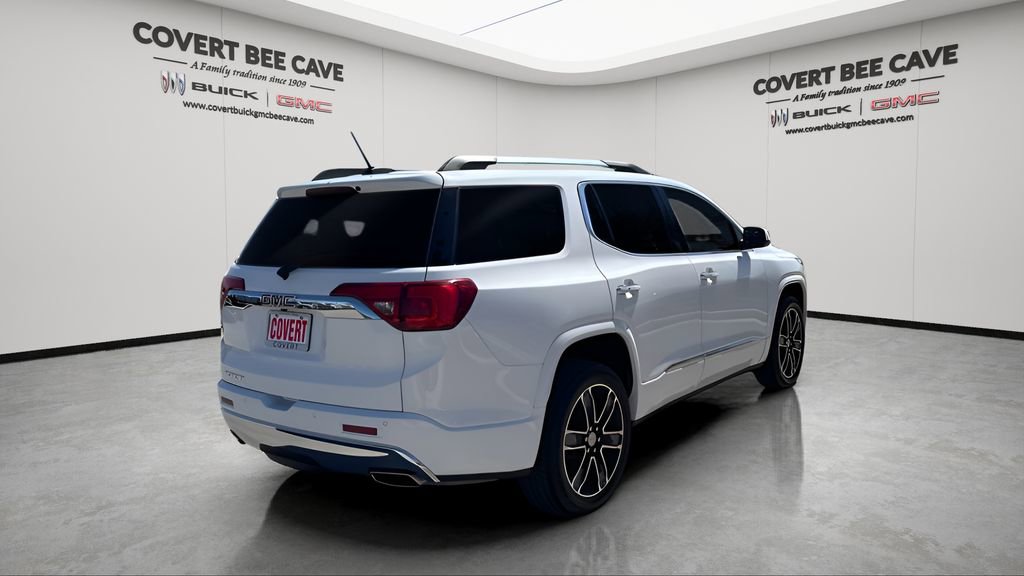Used 2019 GMC Acadia Denali w/ LPO, Floor Liner Package image 9