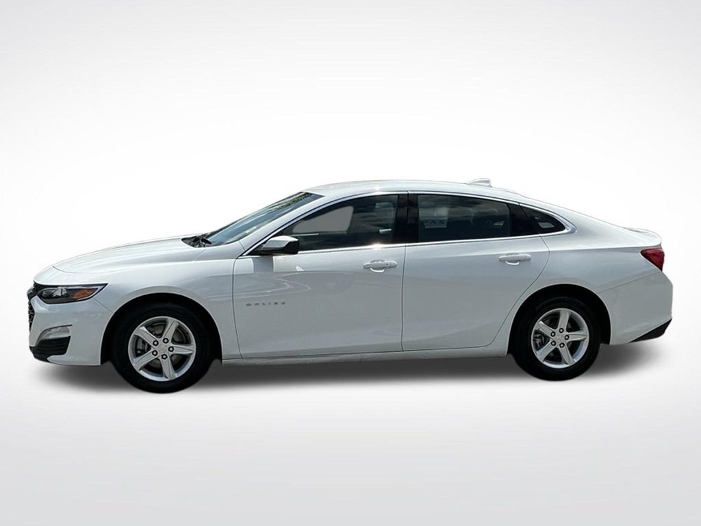 Used 2024 Chevrolet Malibu LT FWD image 3