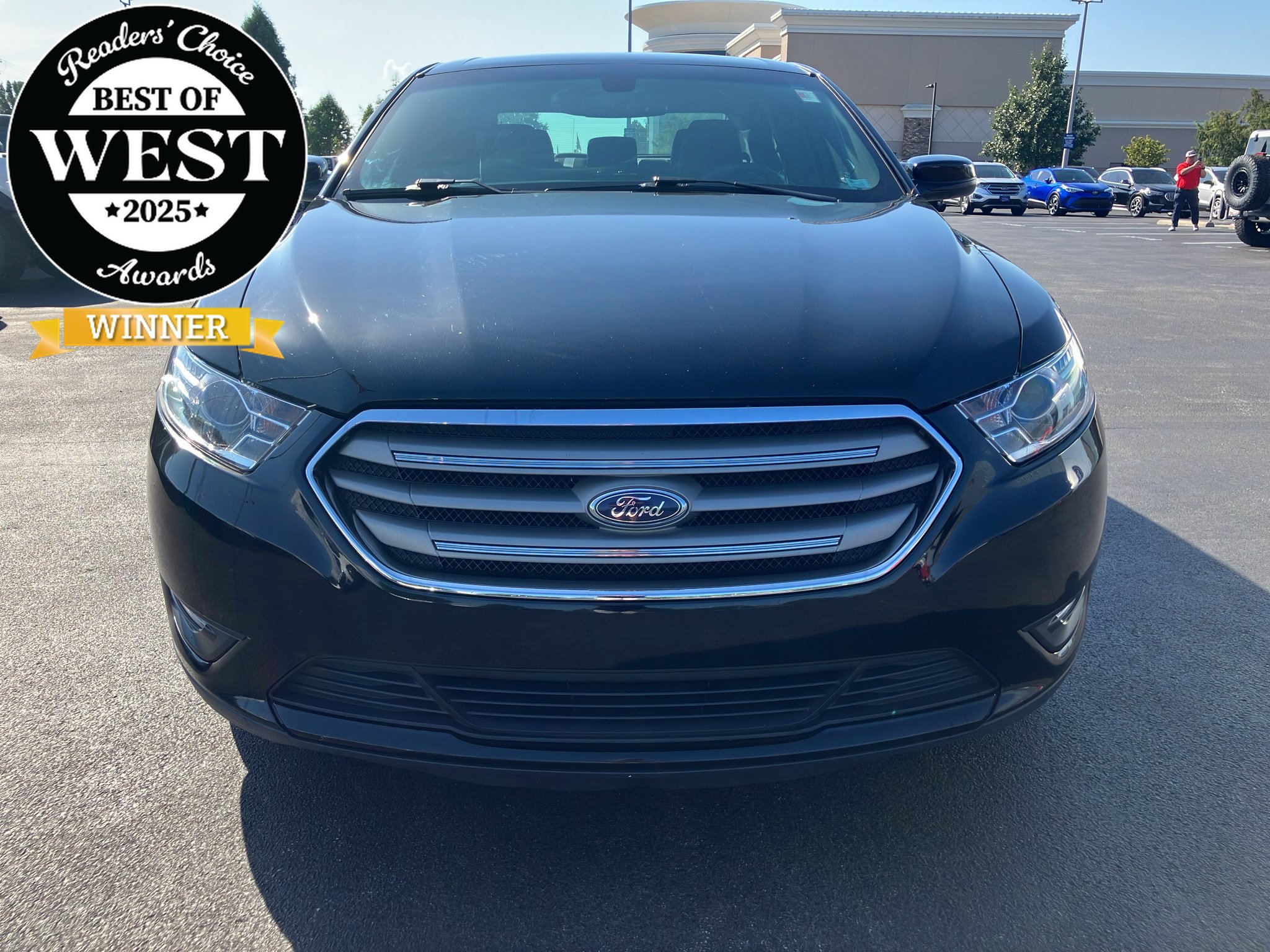 Used 2017 Ford Taurus SEL AWD/4WD image 1