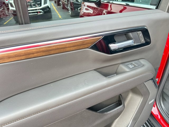 New 2026 Chevrolet Tahoe High Country w/ Sun And Tow Package AWD/4WD image 25
