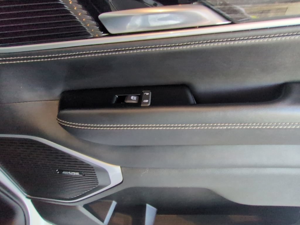 Used 2022 Jeep Wagoneer Series II w/ Premium Group I RWD image 25