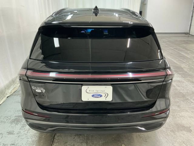 Used 2024 Lincoln Nautilus Reserve w/ Equipment Group 202A AWD/4WD image 4