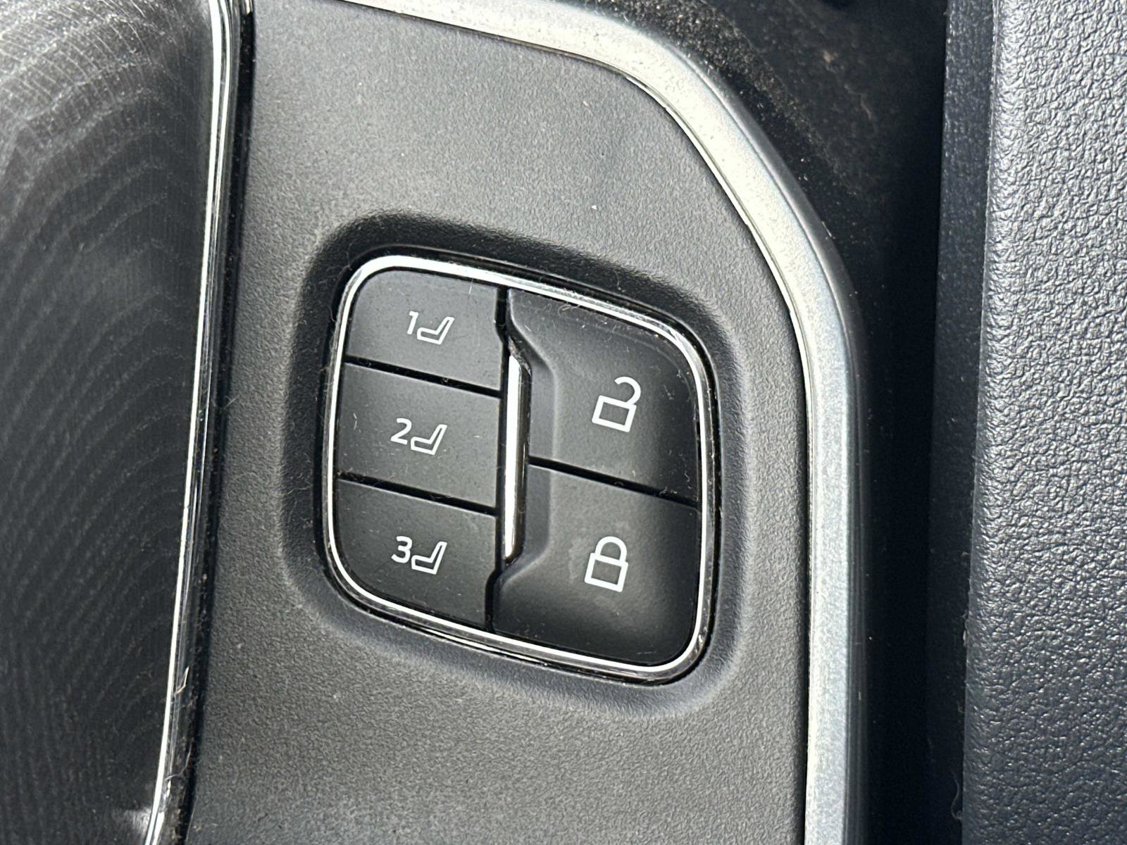 Certified 2024 Ford F250 Platinum w/ Tremor Off-Road Package image 15