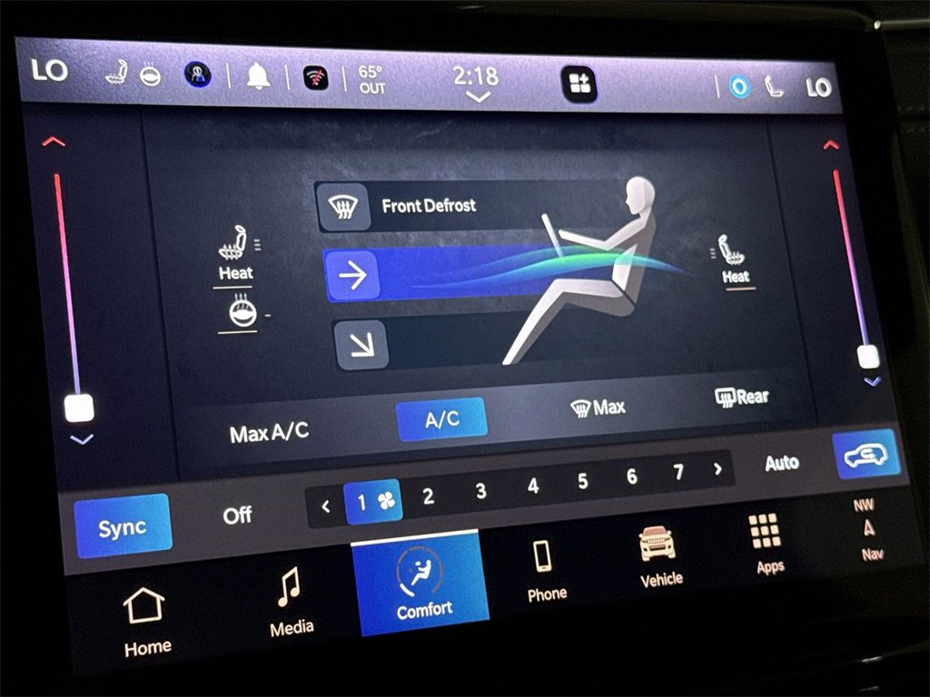 Used 2024 Jeep Grand Cherokee Limited image 18