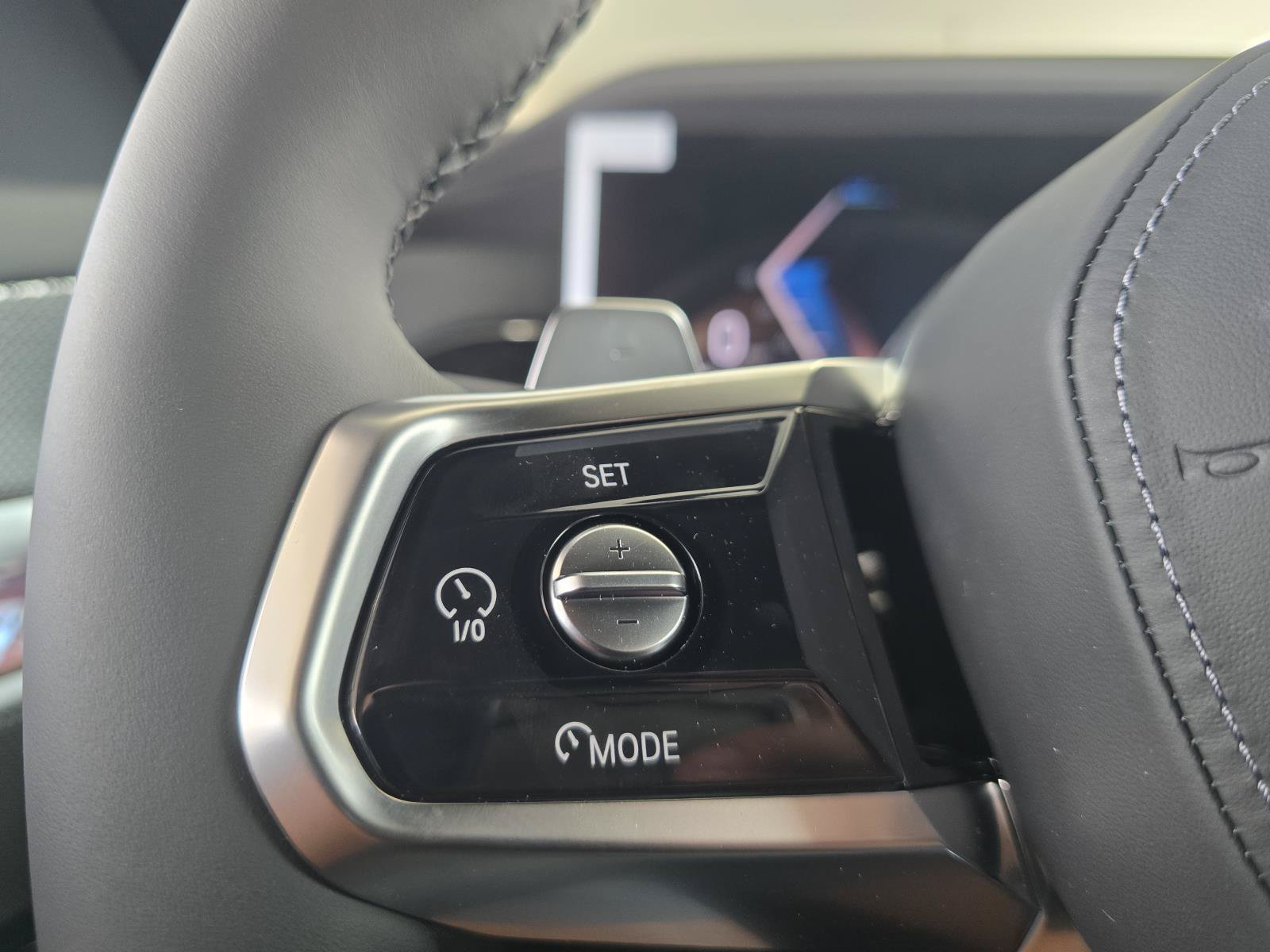New 2026 BMW 750e xDrive AWD/4WD image 23