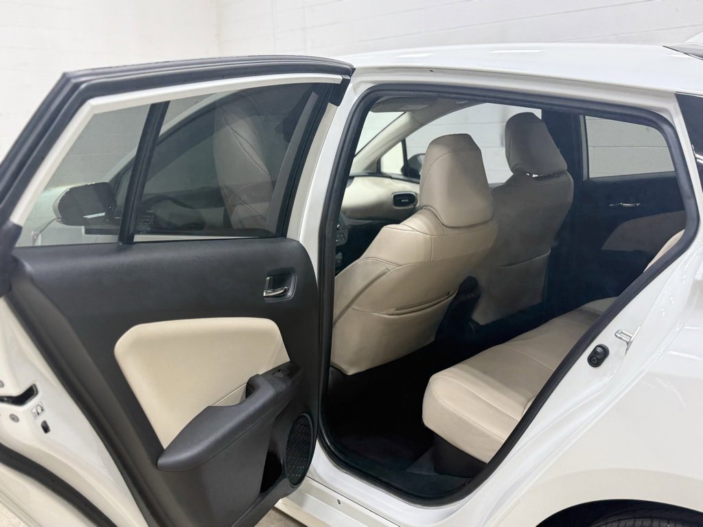 Used 2020 Toyota Prius XLE image 29