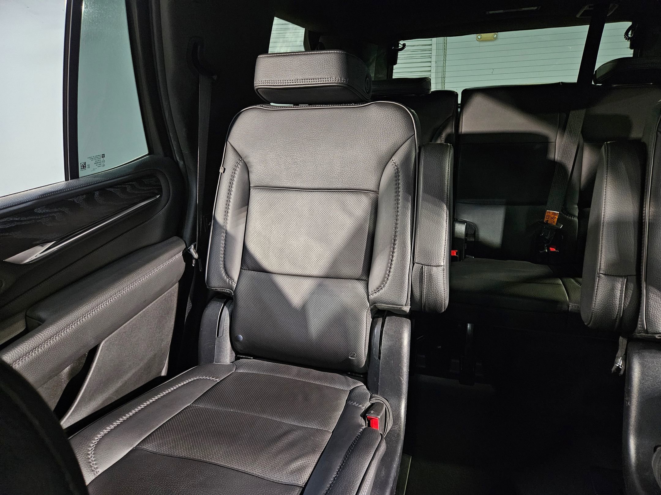 Used 2023 GMC Yukon Denali image 12