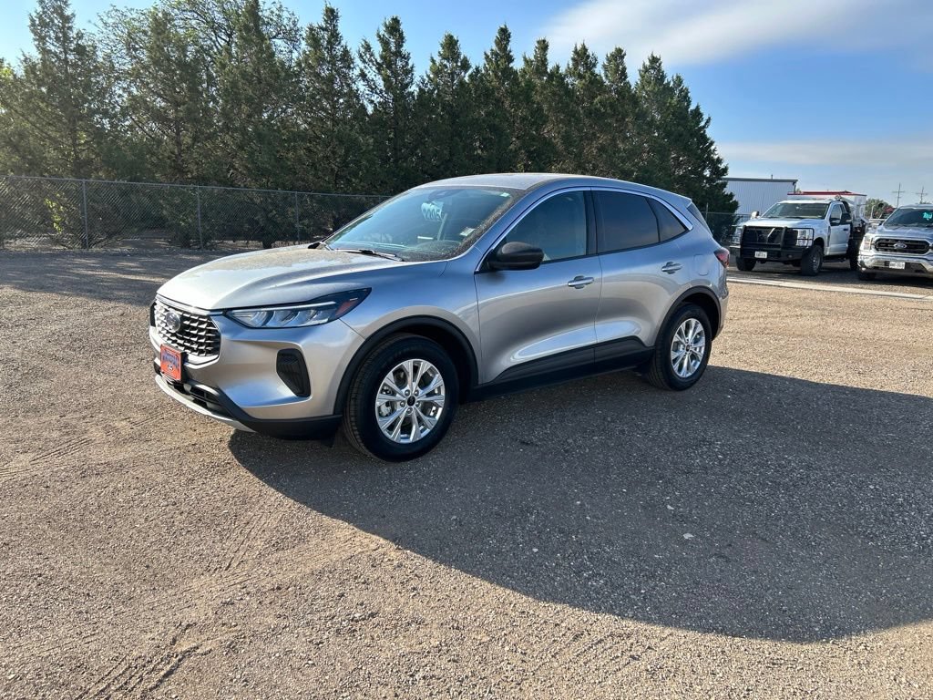 Used 2024 Ford Escape Active FWD image 2