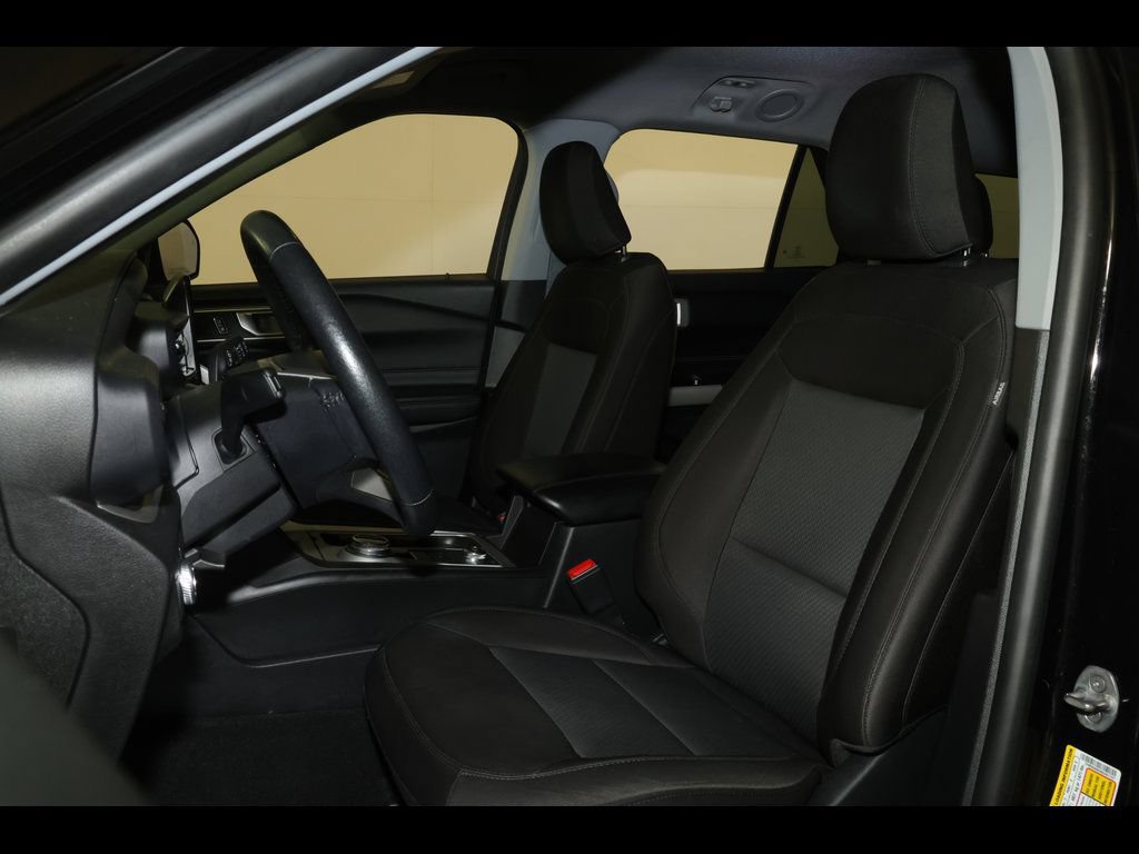 Used 2022 Ford Explorer XLT AWD/4WD image 14