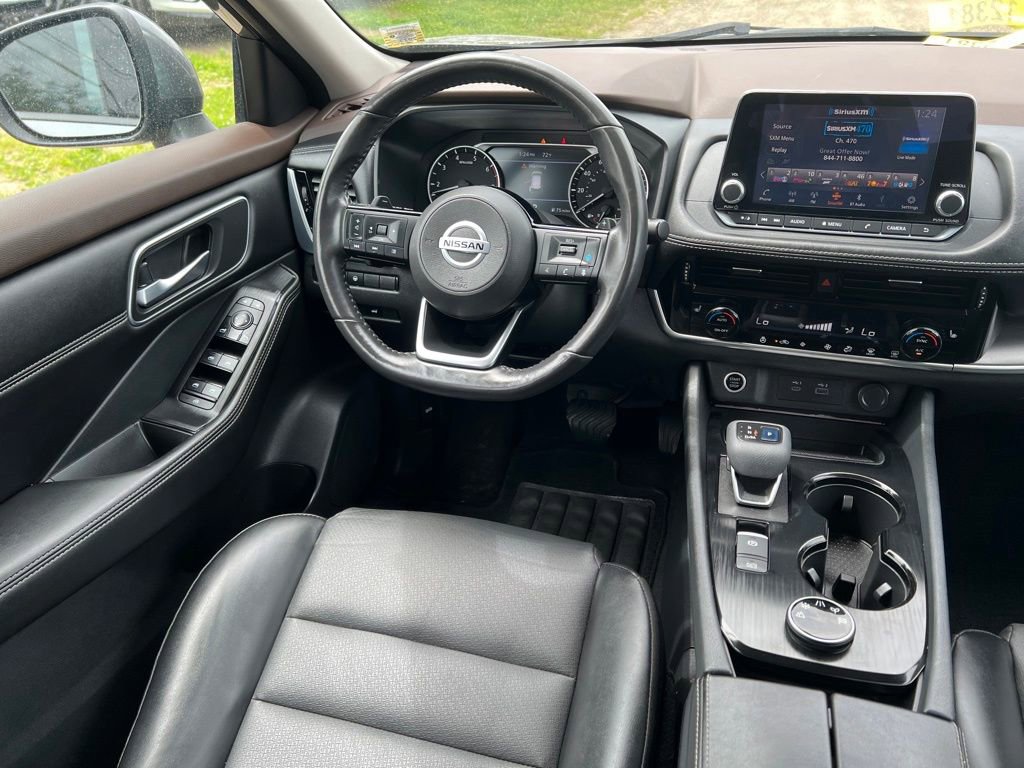 Certified 2022 Nissan Rogue SV w/ SV Premium Package image 11