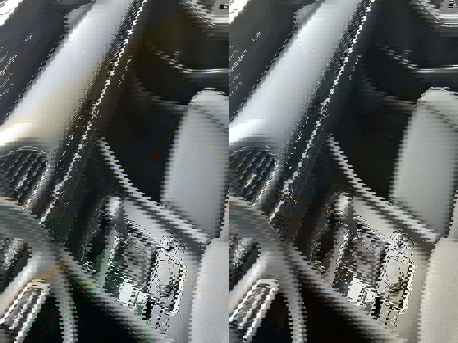 Used 2021 MAZDA MAZDA3 s image 22