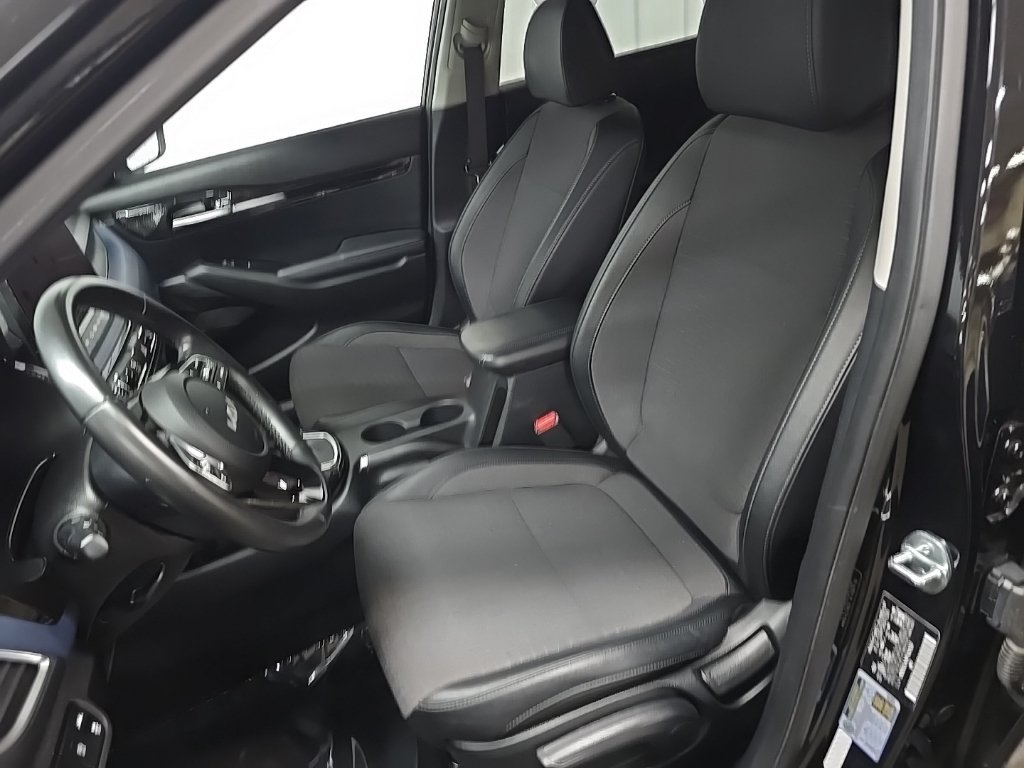 Used 2023 Kia Seltos S w/ Navigation Package AWD/4WD image 31