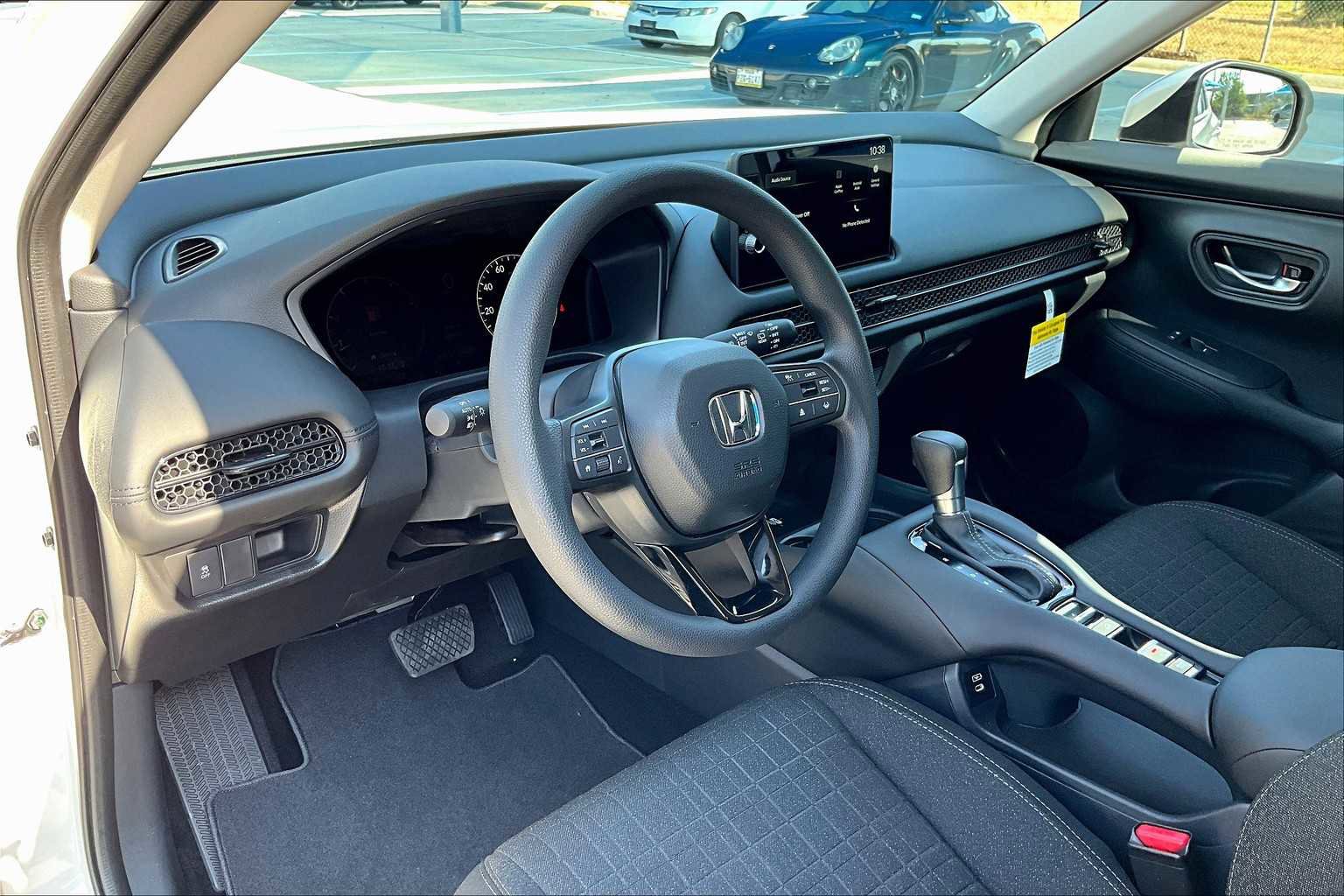 Used 2026 Honda HR-V LX image 8