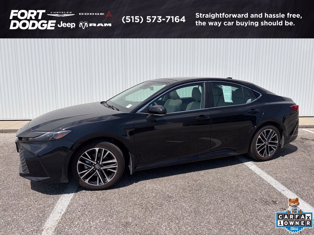 Used 2025 Toyota Camry XLE