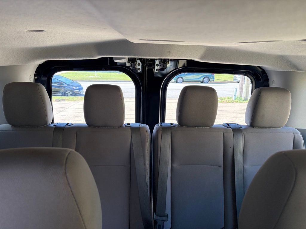 Used 2018 Nissan NV 3500 S image 32