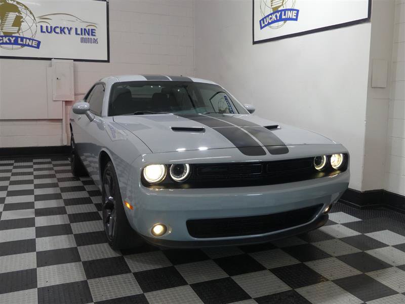 Used 2021 Dodge Challenger SXT w/ Blacktop Package RWD image 5