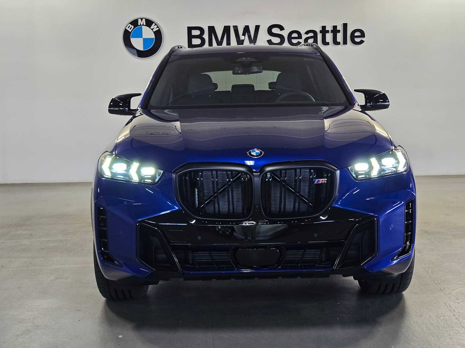 New 2026 BMW X5 M60i w/ Executive Package image 6