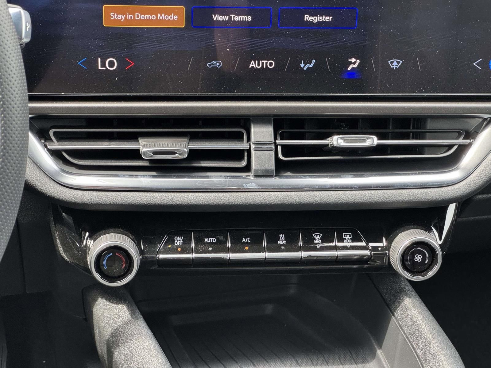 New 2026 Chevrolet Equinox EV LT image 11