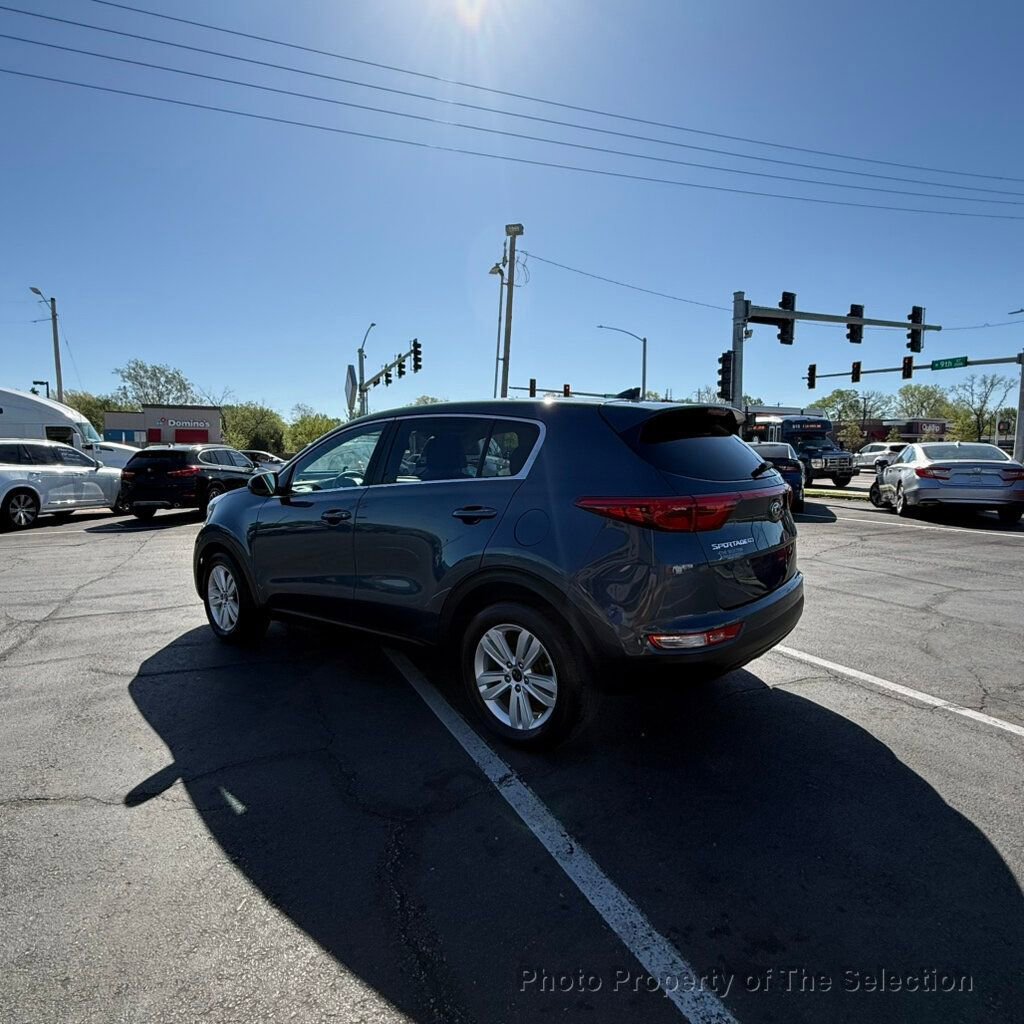 Used 2018 Kia Sportage LX image 10