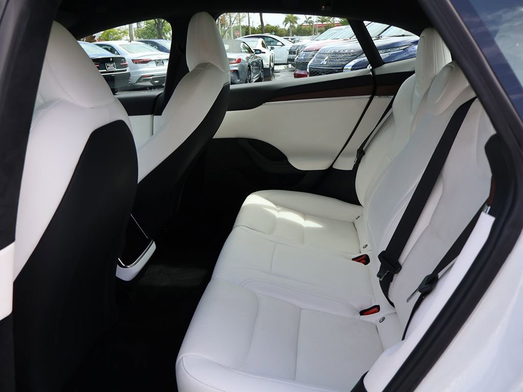 Used 2022 Tesla Model S image 35