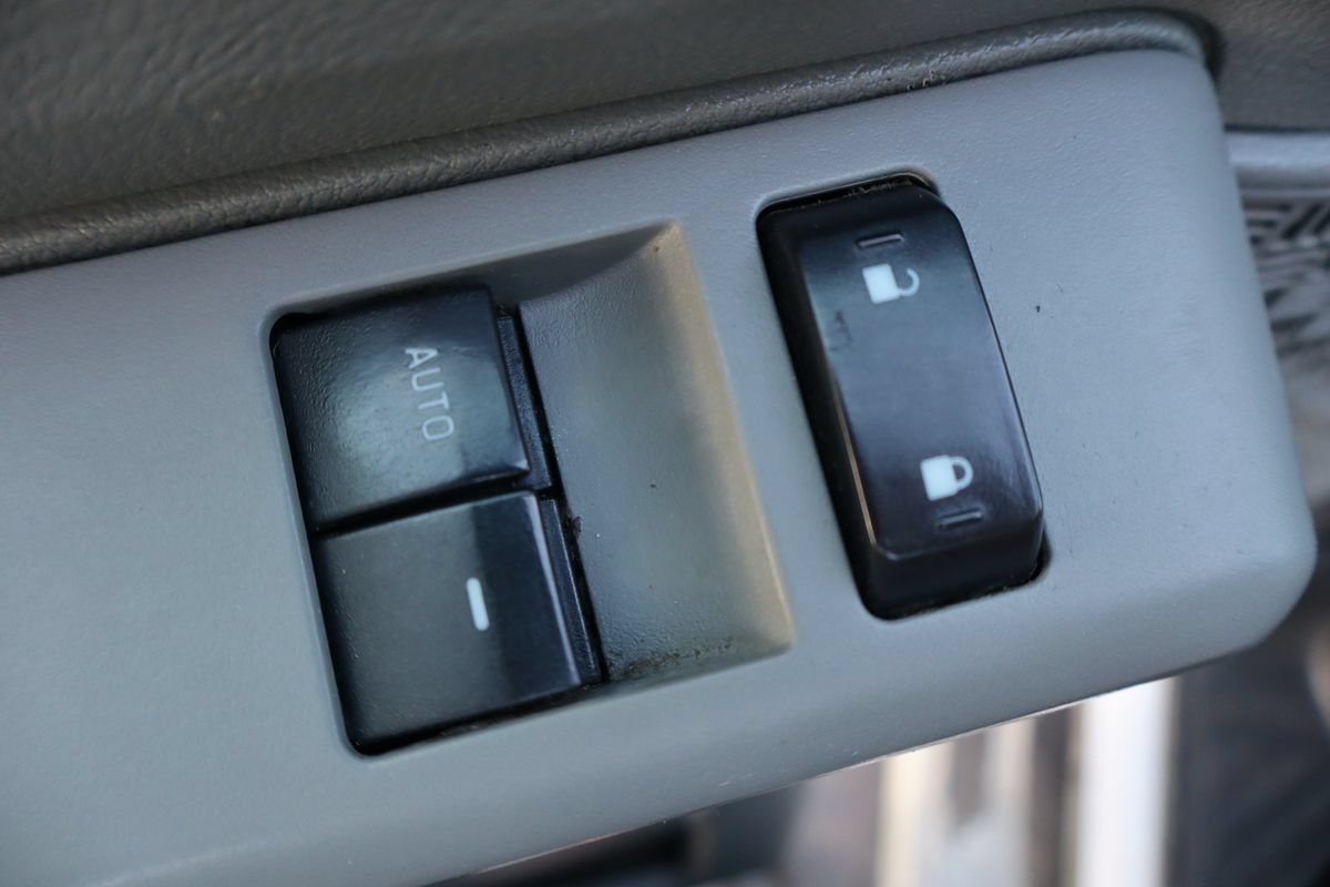 Used 2014 Ford E-250 and Econoline 250 w/ Power Group RWD image 25