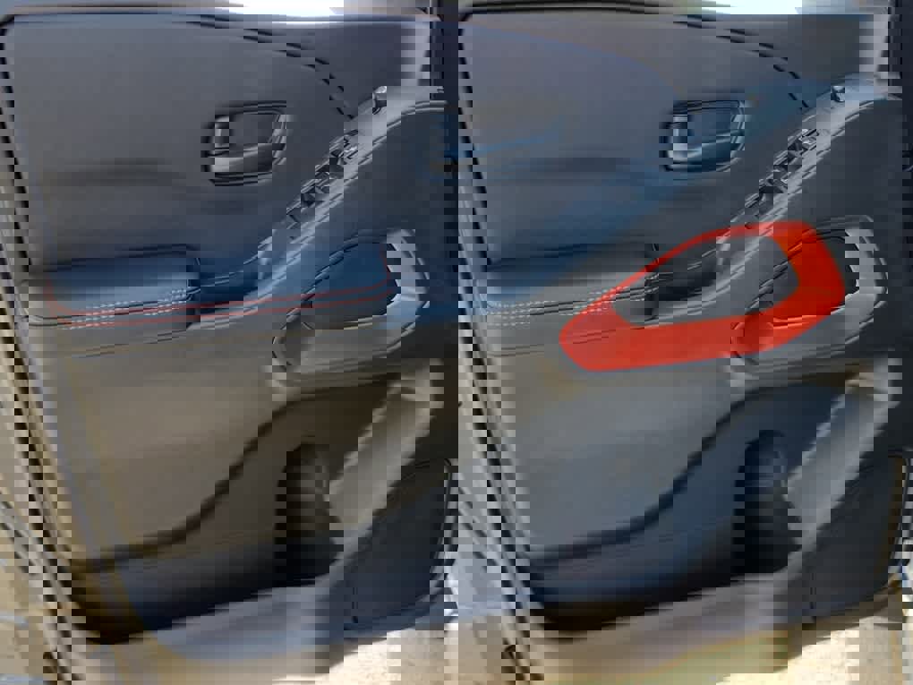 New 2026 Nissan Frontier PRO-4X w/ Pro-4x Convenience Package image 9