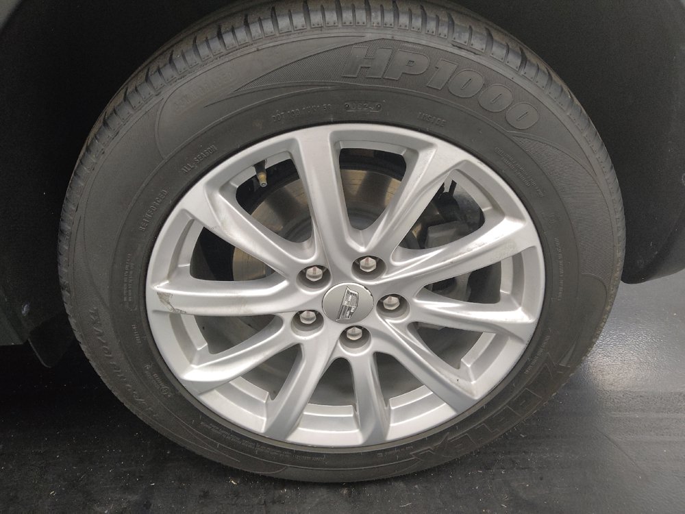Used 2021 Cadillac XT4 Luxury w/ Driver Awareness Package FWD image 31