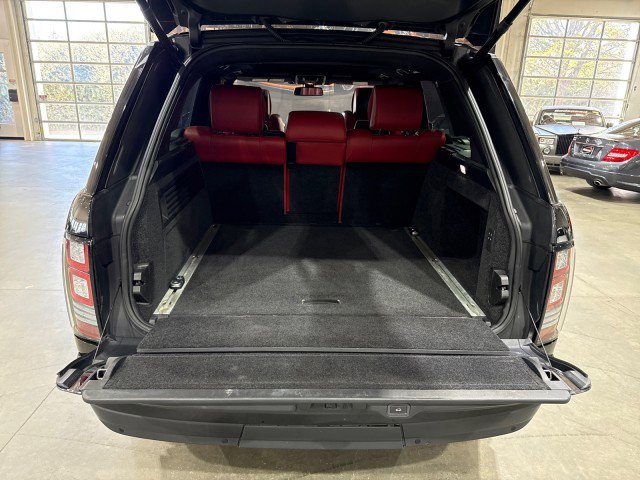 Used 2016 Land Rover Range Rover Autobiography image 13