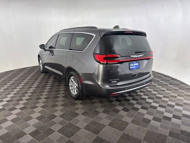 Used 2021 Chrysler Pacifica Touring w/ Cold Weather Group FWD image 9