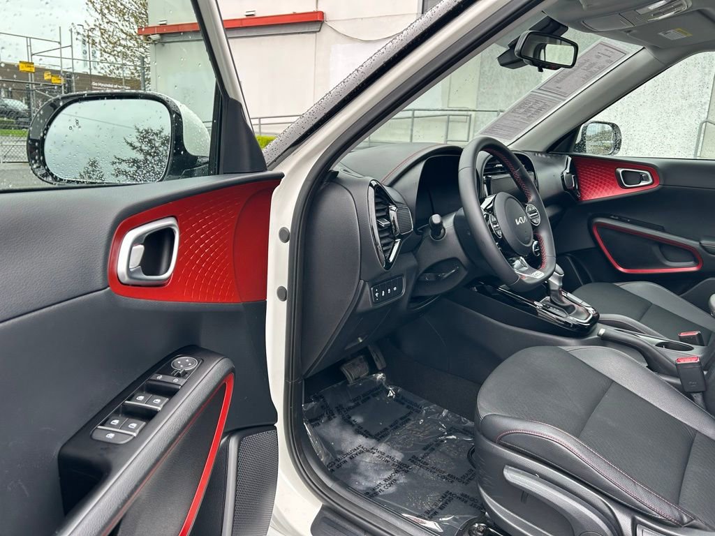 Used 2023 Kia Soul GT-Line image 9