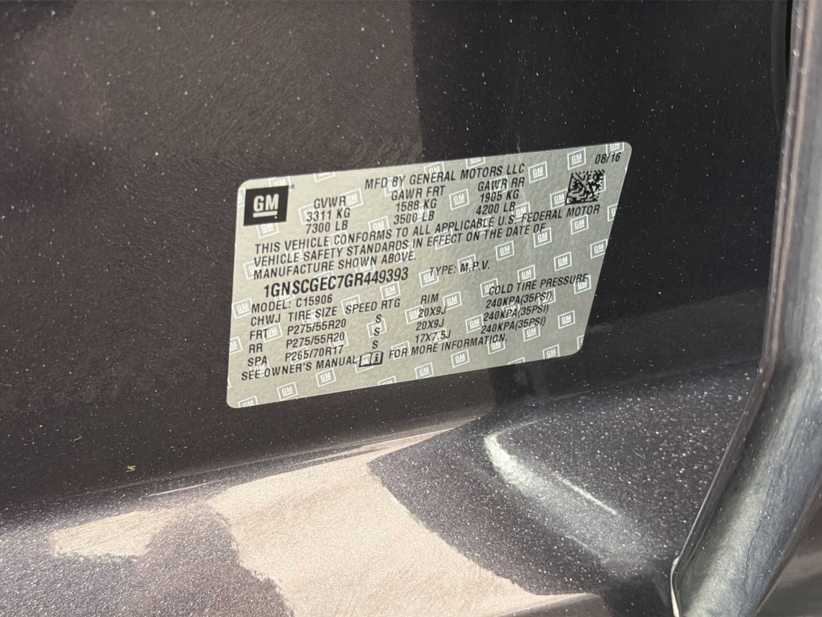 Used 2016 Chevrolet Suburban LS image 28