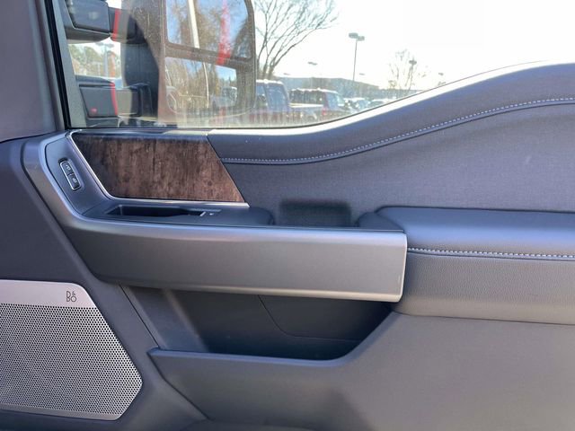 New 2025 Ford F250 Lariat w/ Lariat Ultimate Package image 31