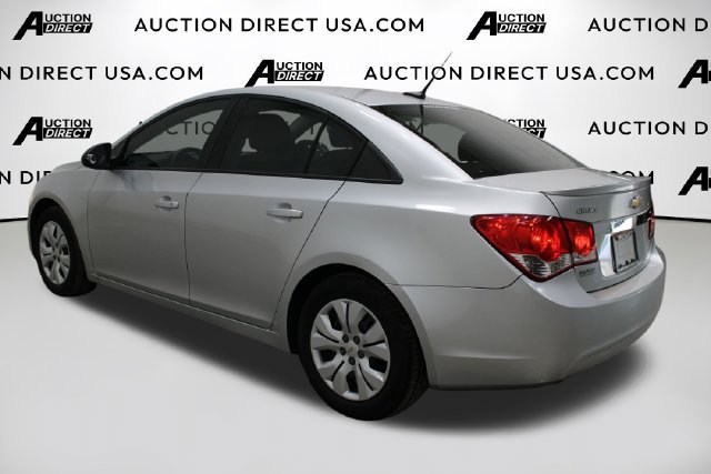 Used 2014 Chevrolet Cruze LS FWD image 5