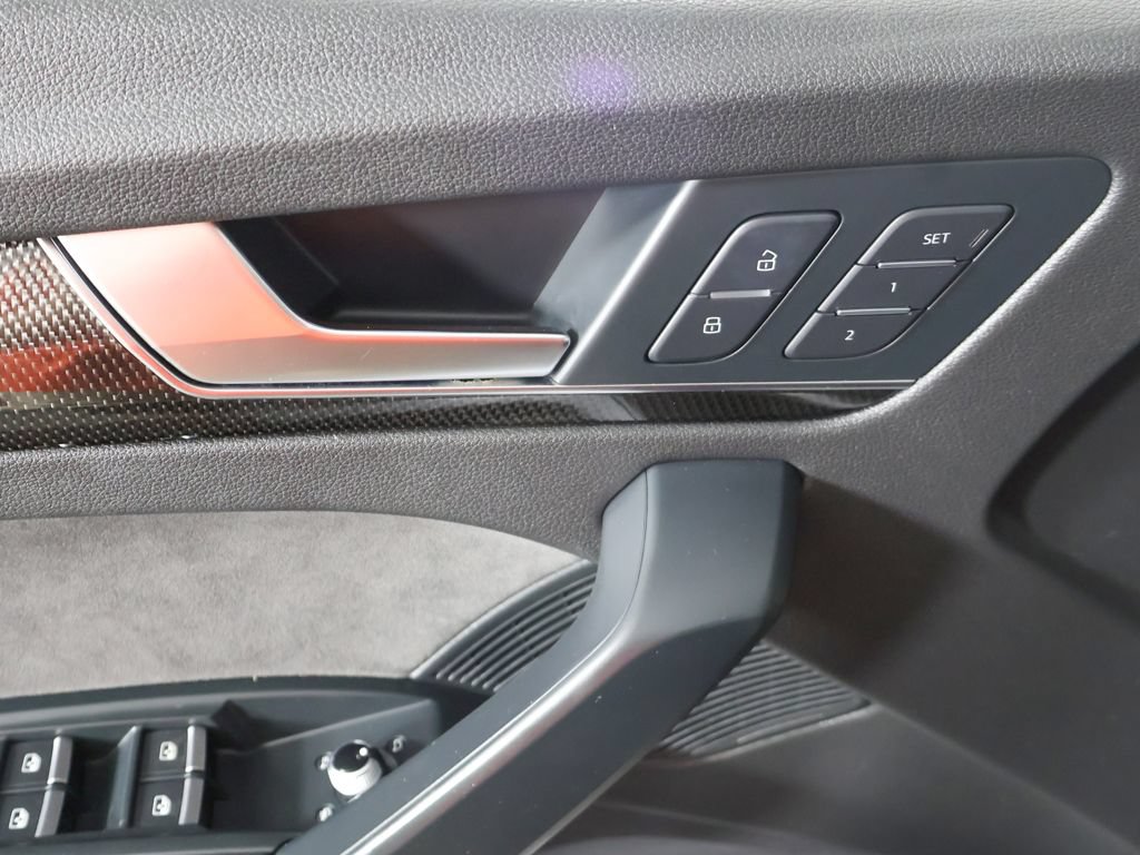 Used 2018 Audi SQ5 Prestige w/ Prestige Package AWD/4WD image 35